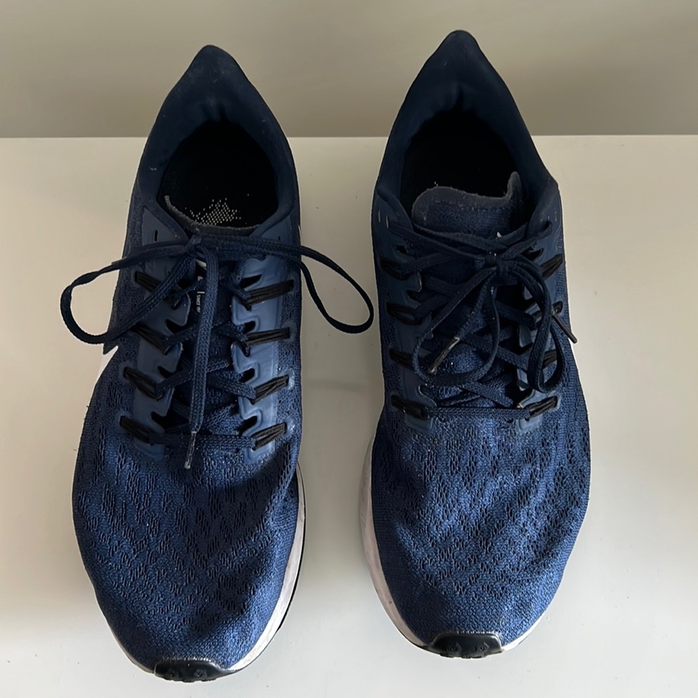 Men’s NIKE Air Zoom Pegasus 36; Size 11- Mens